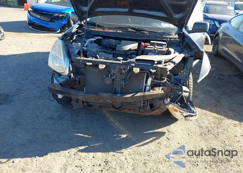 2013 Nissan Rogue S z USA, uszkodzony, nr VIN JN8AS5MV8DW632088